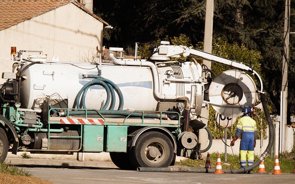 pompe déboucheur canalisation Marcoussis